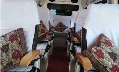 10 Seater Tempo Traveller